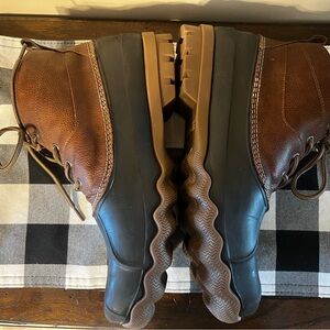 Sperry Men's Brewster Low Duck Boots EUC Size 13 US